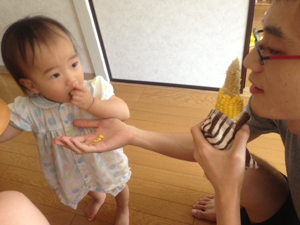 最近はとうもろこしがお気に入りです♪ 私の出産ドキュメント 最近はとうもろこしがお気に入りです 私の出産ドキュメント