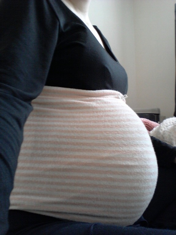 臨月 ID:8119 妊娠10ヶ月（38週0日）の写真