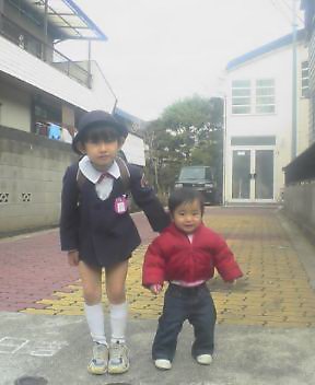 チロル幼稚園　制服 もうすぐ卒園｜日記｜たきみさんのブログ｜妊娠・出産・育児に関する