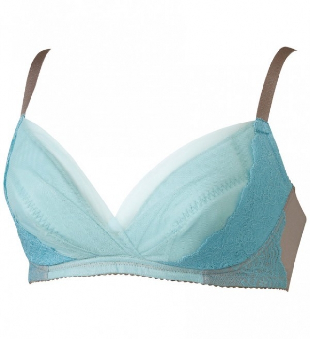 ハンモックのようにつつみこむブラ